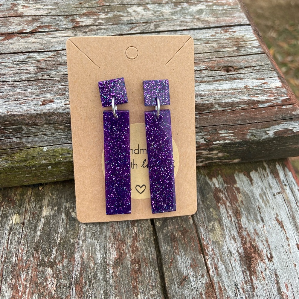 💋2/$14💋 Poppin’ Purple Handmade Resin Earrings
